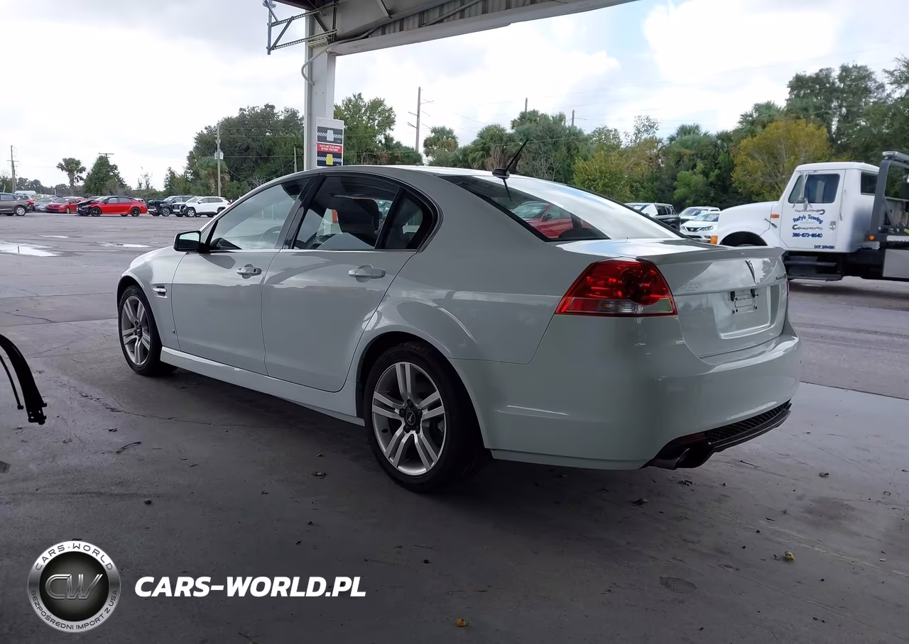 2009 Pontiac G8 VIN:6G2ER57779L182746 - 3
