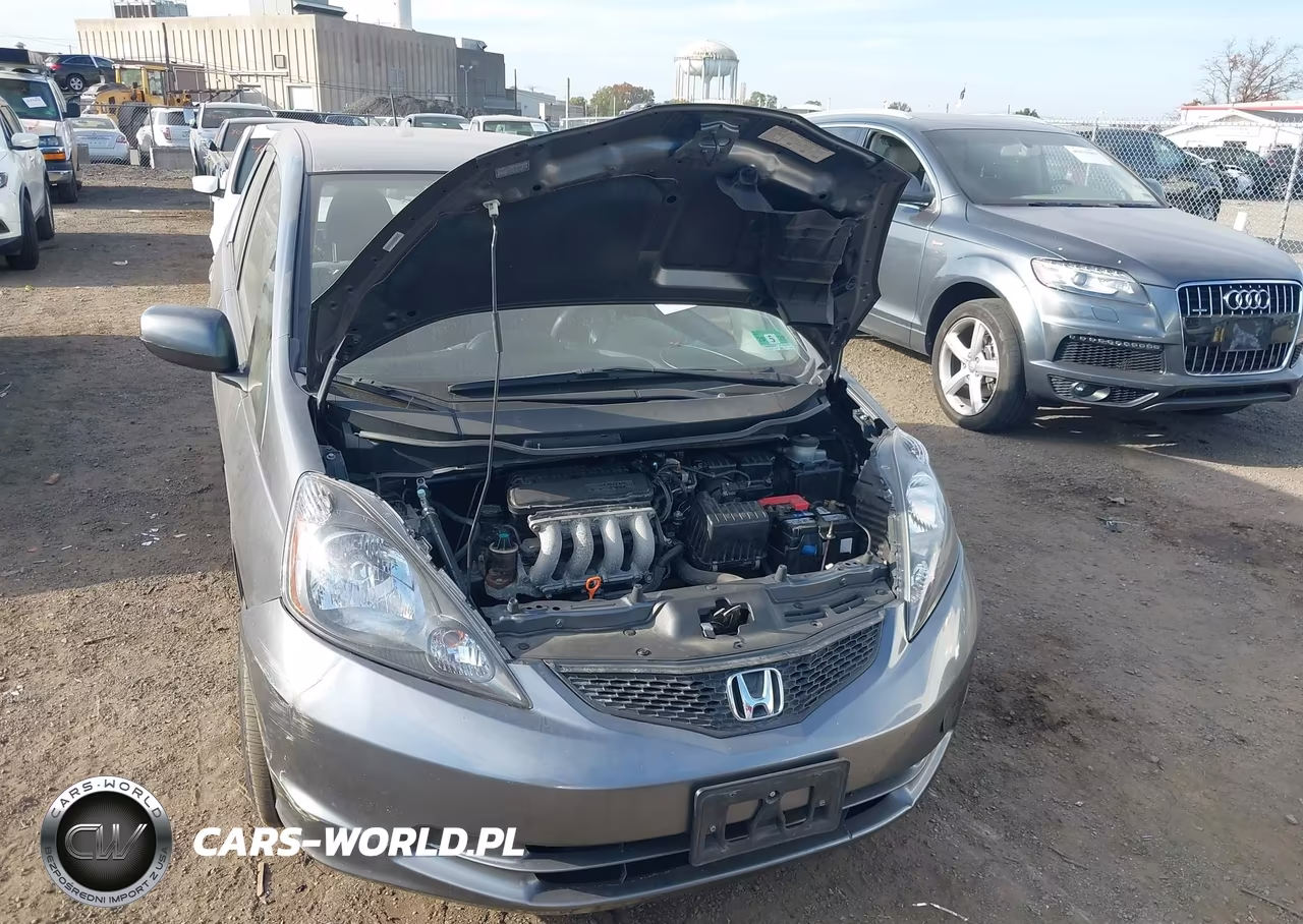 2012 Honda Fit VIN:JHMGE8H33CC010004 - 10