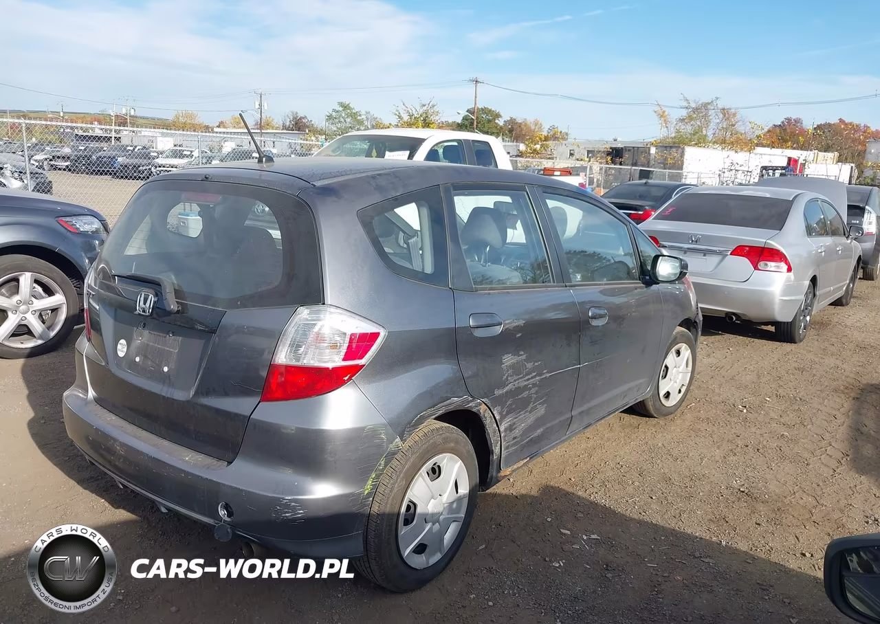 2012 Honda Fit VIN:JHMGE8H33CC010004 - 6