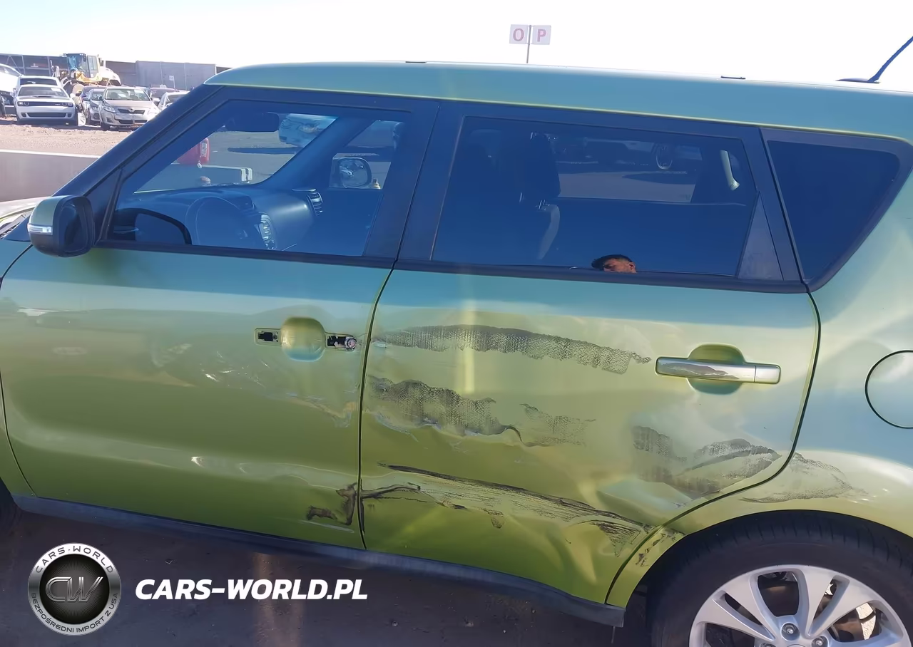 2014 Kia Soul + VIN:KNDJP3A52E7708776 - 6