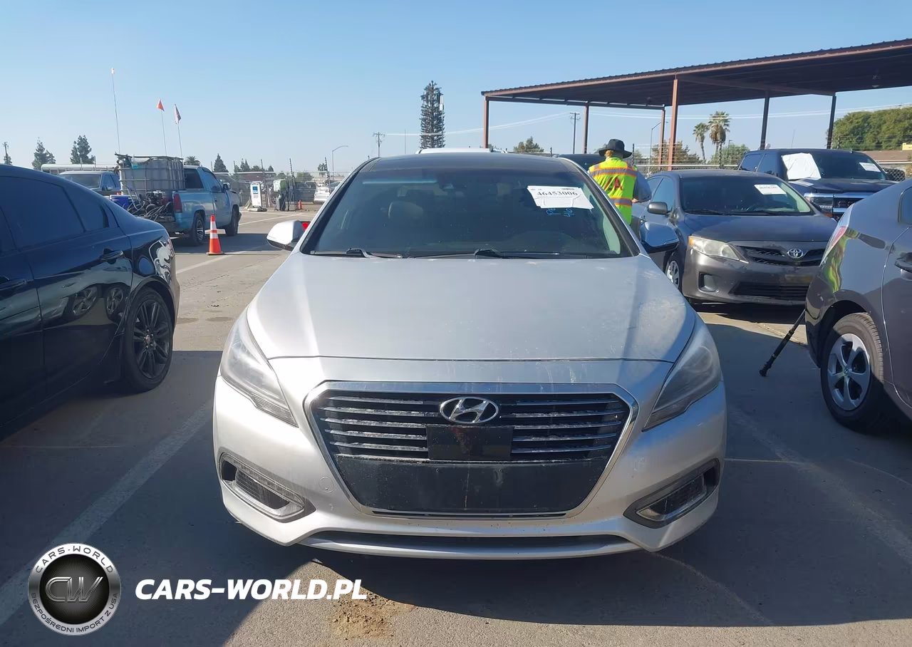 2017 Hyundai Sonata Hybrid Limited VIN:KMHE34L16HA051111 - 12