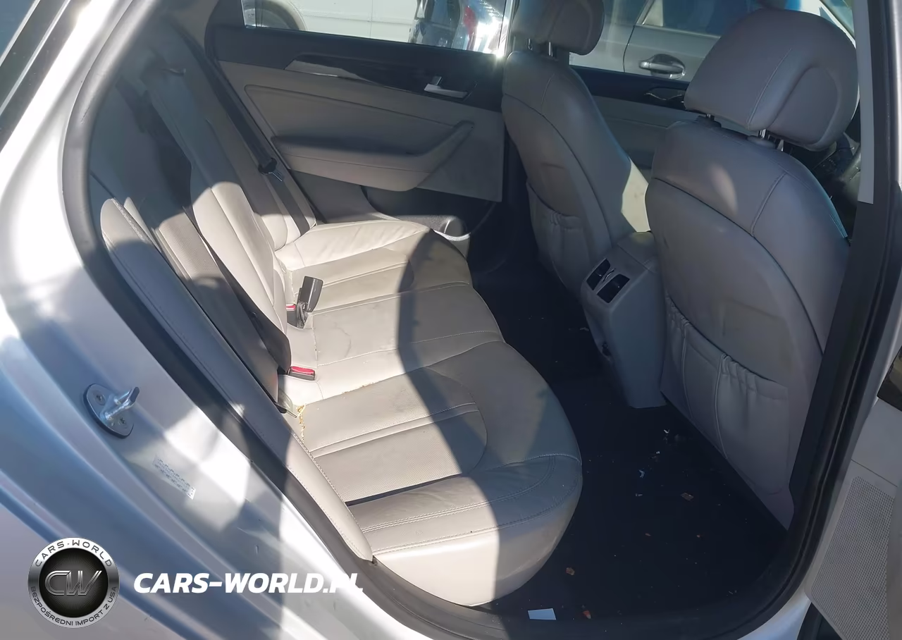 2017 Hyundai Sonata Hybrid Limited VIN:KMHE34L16HA051111 - 8