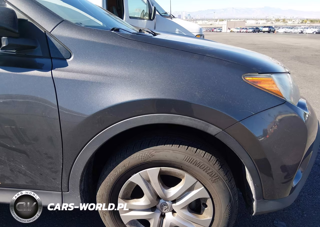 2015 Toyota Rav4 Le VIN:2T3ZFREV3FW206528 - 17