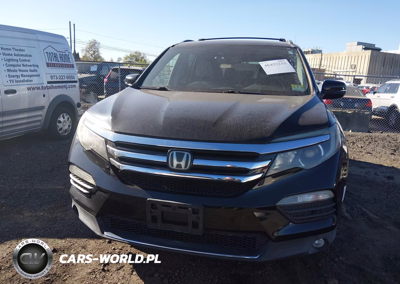 2016 Honda Pilot Touring VIN:5FNYF6H9XGB008240 - 12