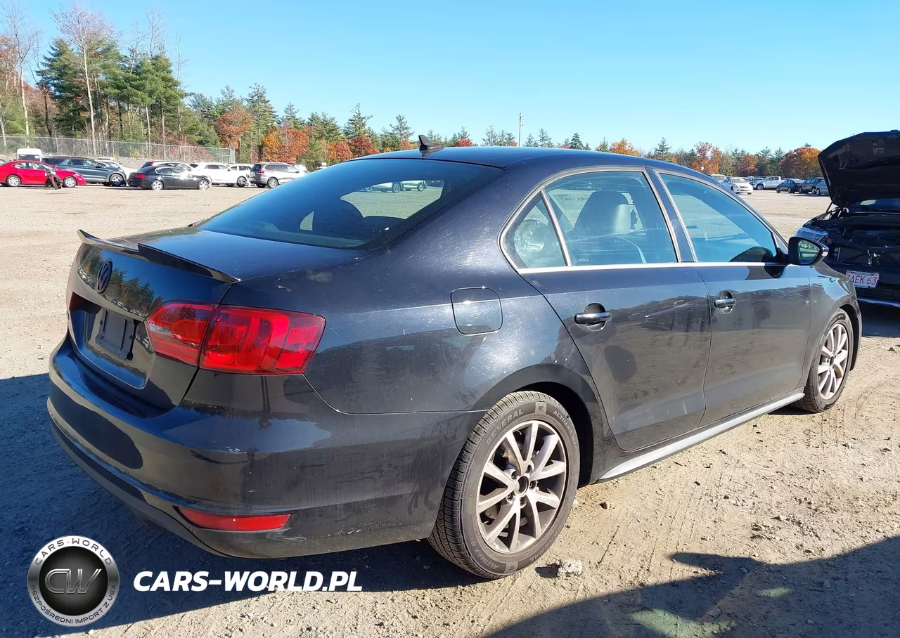 2013 Volkswagen Jetta Gli VIN:3VW4A7AJ8DM213180 - 4