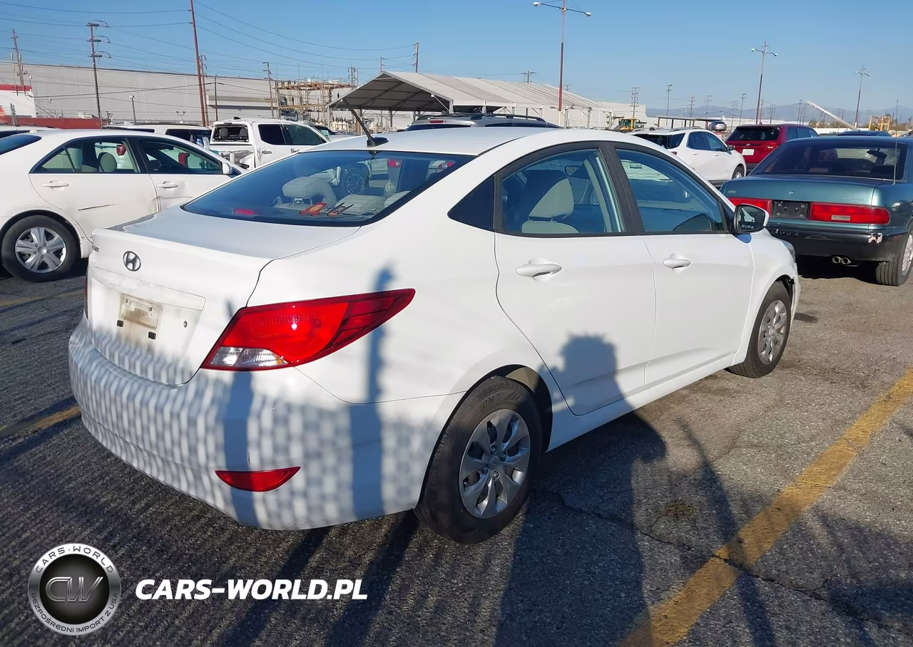 2017 Hyundai Accent Se VIN:KMHCT4AE6HU313608 - 4