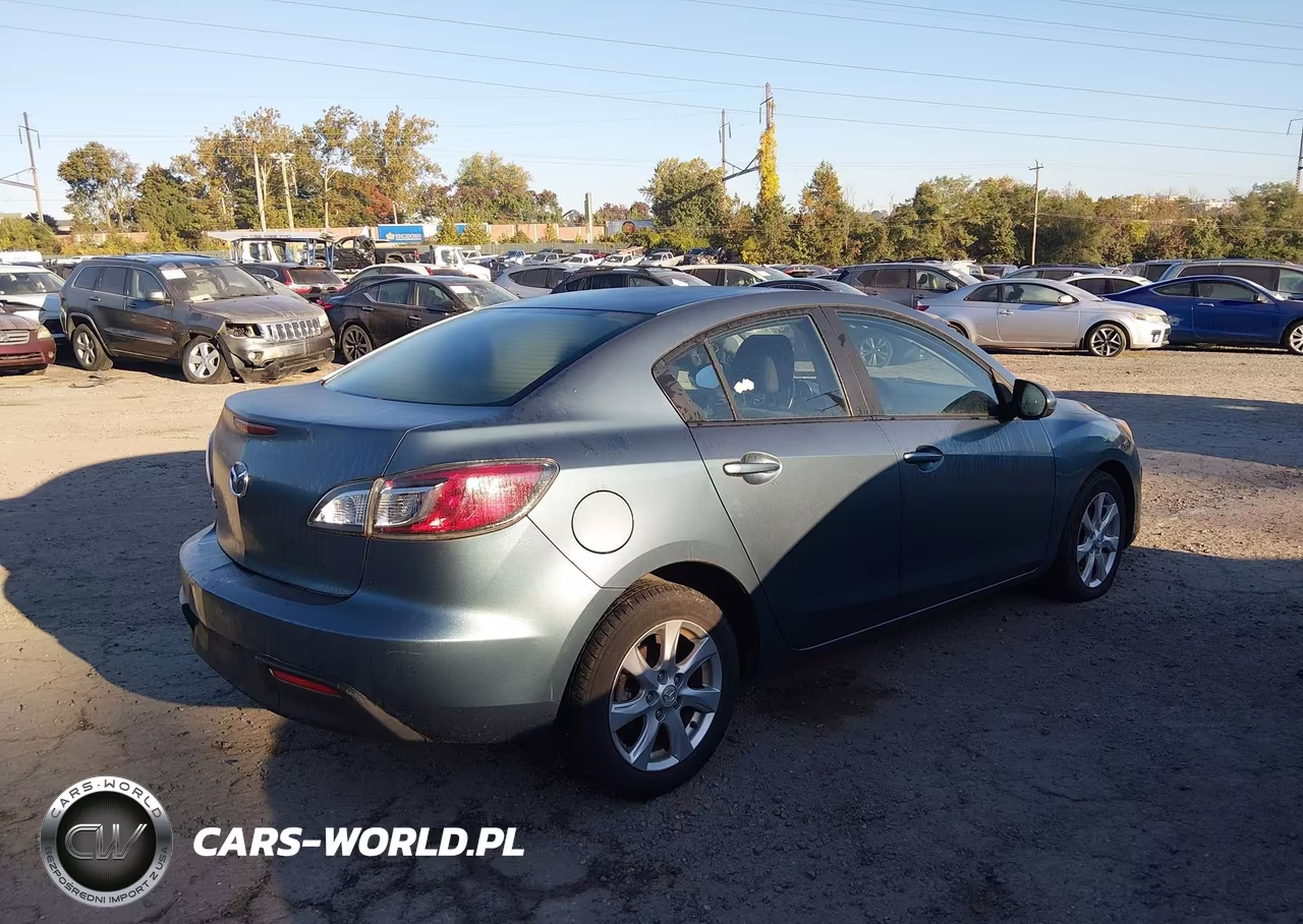 2011 Mazda Mazda3 I Touring VIN:JM1BL1VG3B1380041 - 4