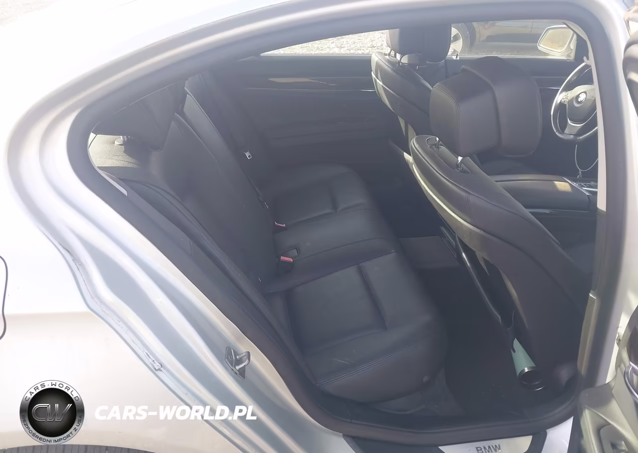 2012 BMW 740I VIN:WBAKA4C55CDS99032 - 8