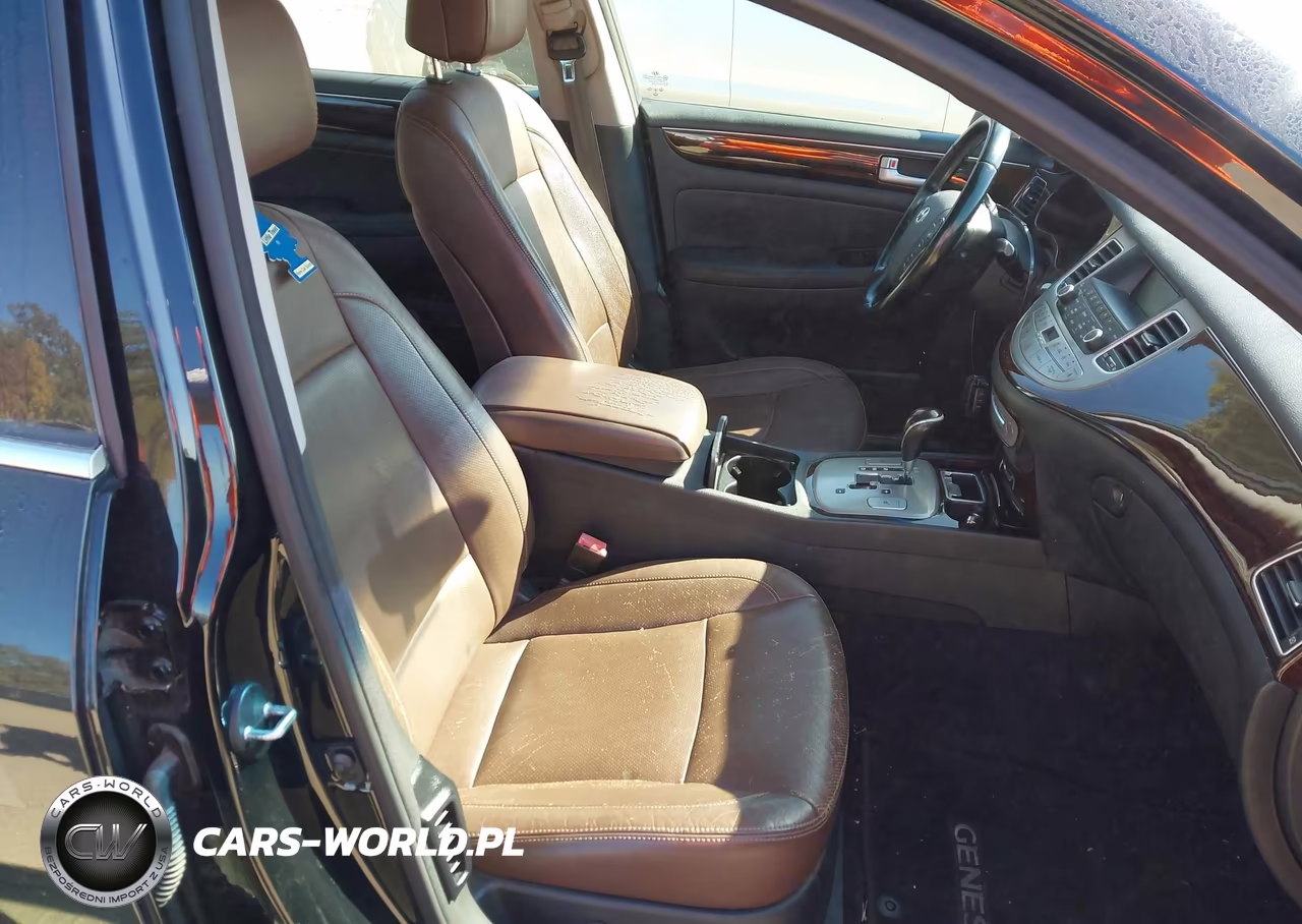 2013 Hyundai Genesis 3.8 VIN:KMHGC4DD1DU209641 - 5