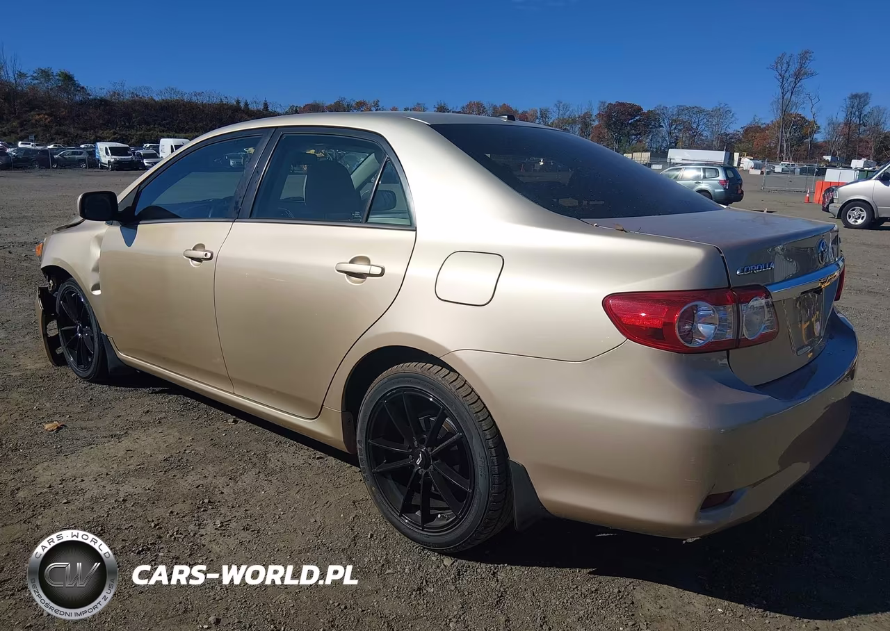 2012 Toyota Corolla Le VIN:2T1BU4EE6CC893715 - 3