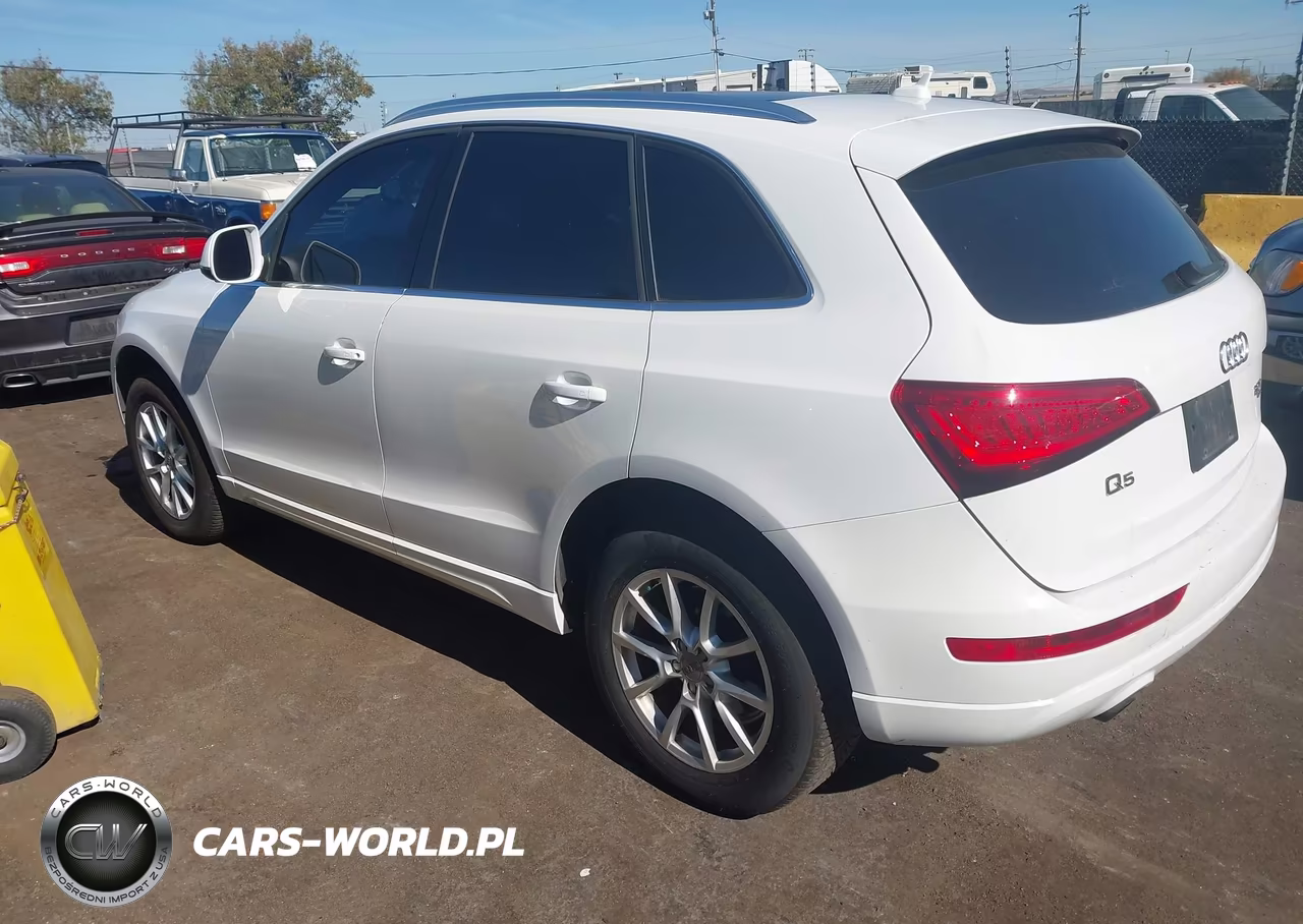 2012 Audi Q5 2.0T Premium VIN:WA1CFAFP8CA044584 - 3