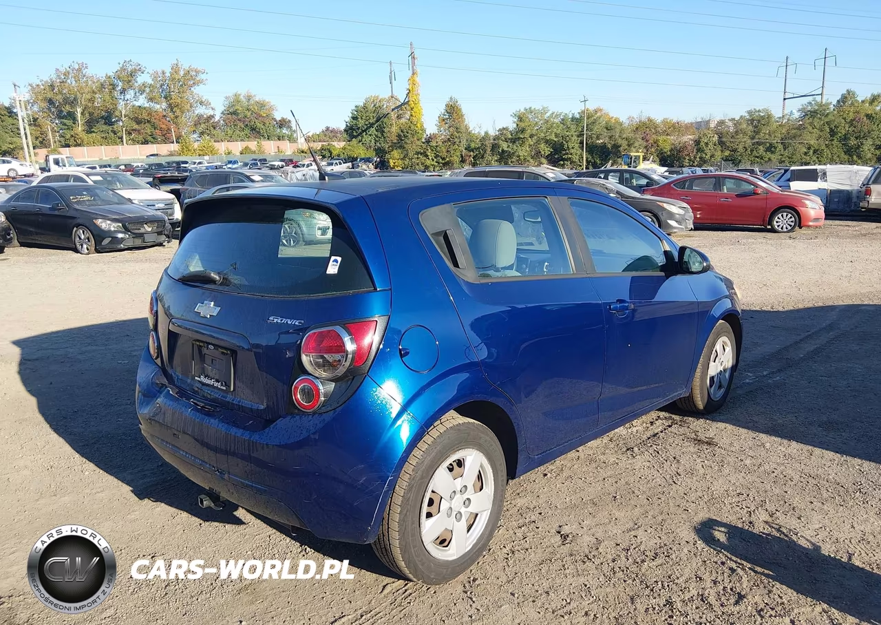 2013 Chevrolet Sonic Ls Auto VIN:1G1JA6SG3D4107758 - 4