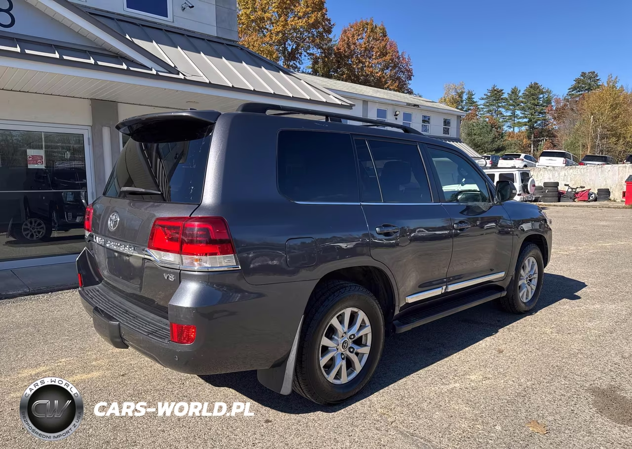 2017 Toyota Land Cruiser V8 VIN:JTMCY7AJ9H4058800 - 4