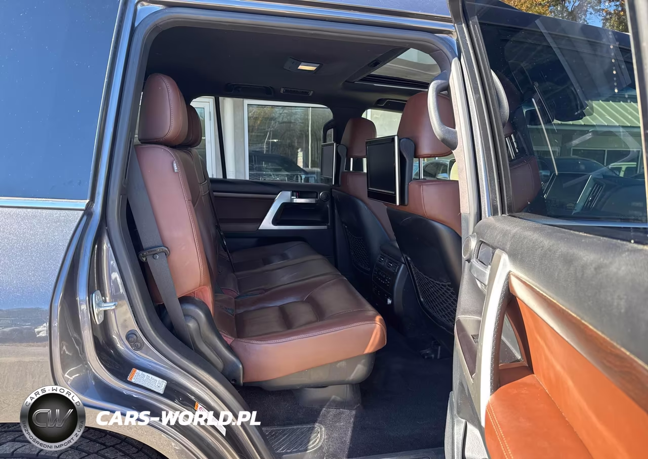 2017 Toyota Land Cruiser V8 VIN:JTMCY7AJ9H4058800 - 8