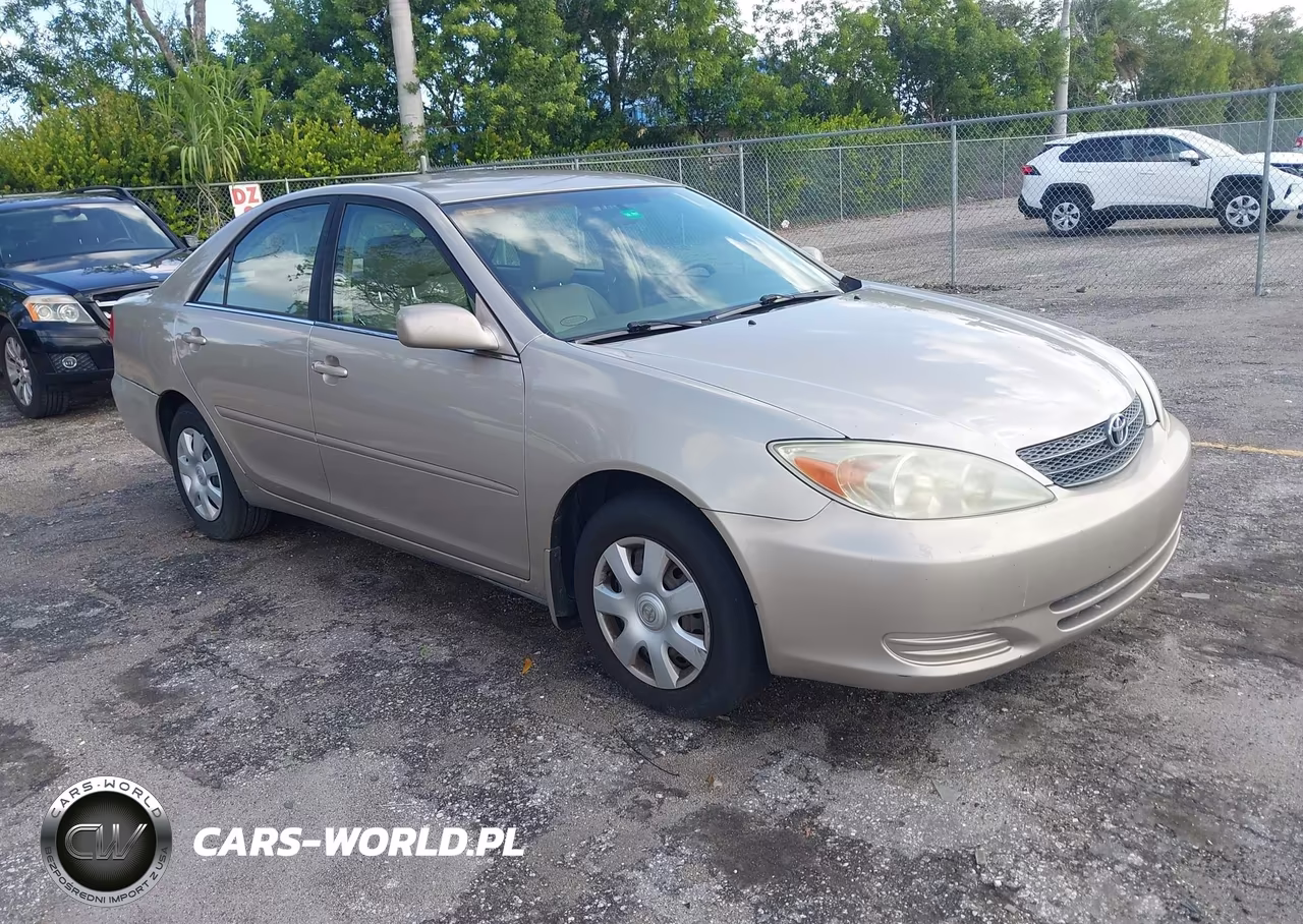 2004 Toyota Camry Le VIN:4T1BE30K54U795053 - 12