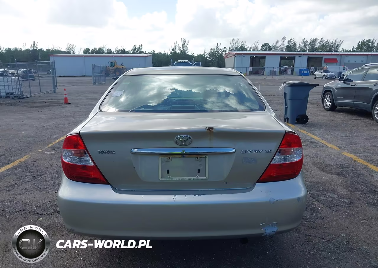 2004 Toyota Camry Le VIN:4T1BE30K54U795053 - 15