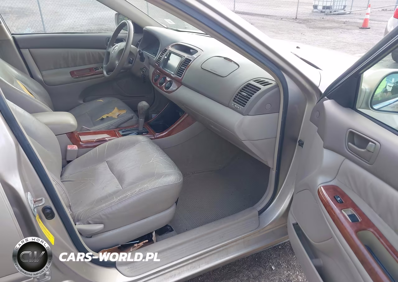 2004 Toyota Camry Le VIN:4T1BE30K54U795053 - 5