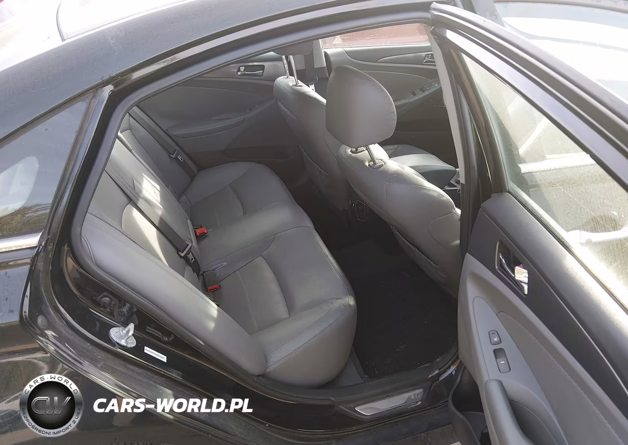 2013 Hyundai Sonata Hybrid Limited VIN:KMHEC4A42DA080449 - 8