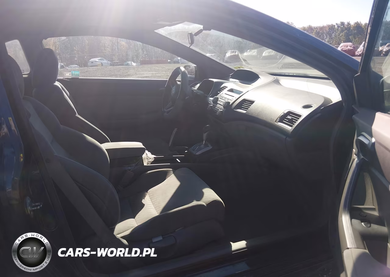 2009 Honda Civic Lx VIN:2HGFG12669H508318 - 5