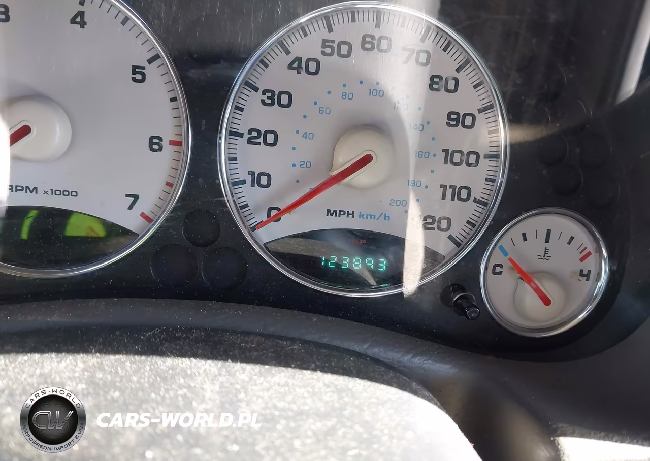 2002 Jeep Liberty Sport VIN:1J4GL48K22W341218 - 7