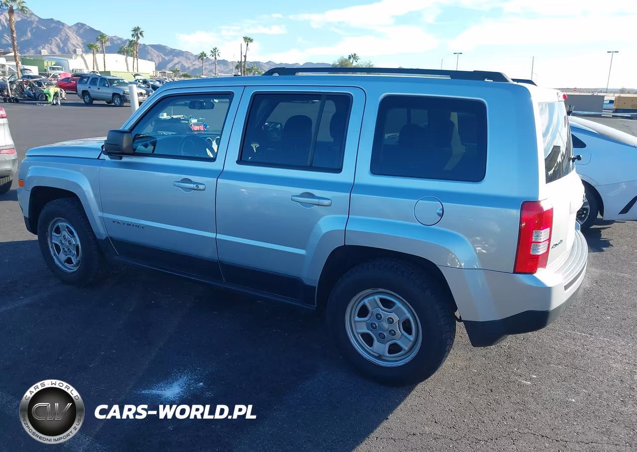 2012 Jeep Patriot Sport VIN:1C4NJRBB2CD632954 - 3