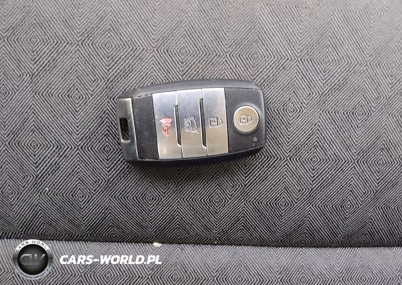 2019 Kia Niro S Touring VIN:KNDCC3LC5K5260041 - 11