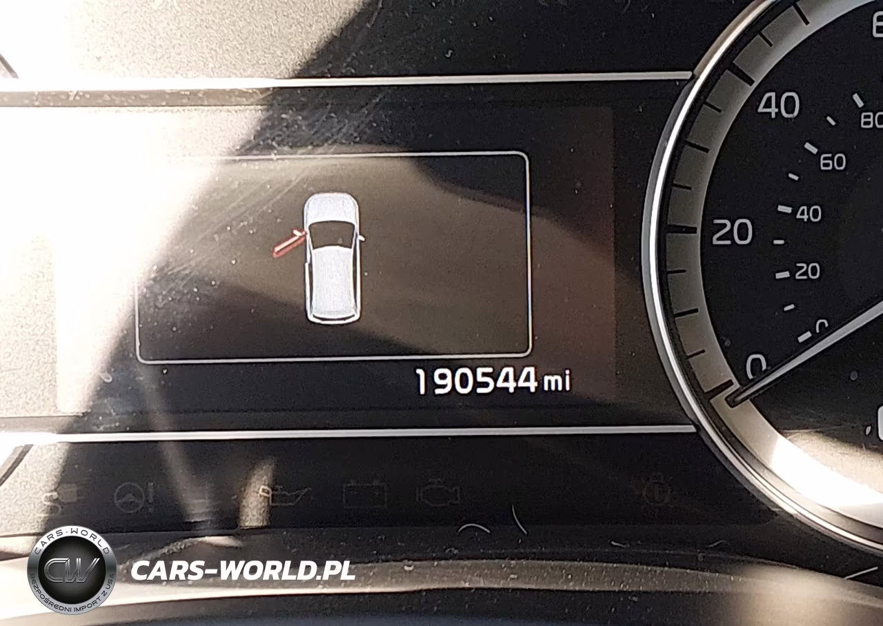 2019 Kia Niro S Touring VIN:KNDCC3LC5K5260041 - 15