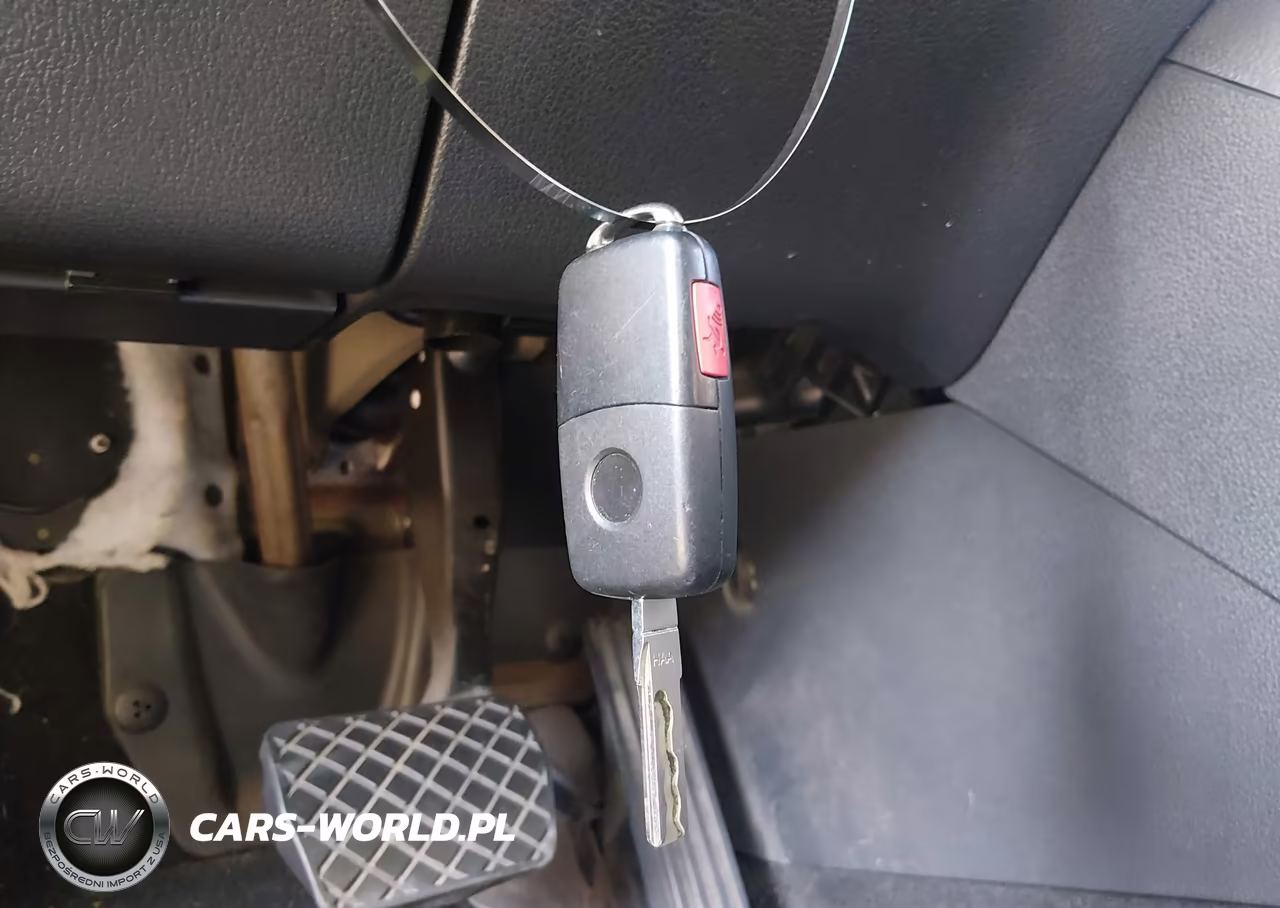 2016 Volkswagen Tiguan S VIN:WVGBV7AXXGW556107 - 11