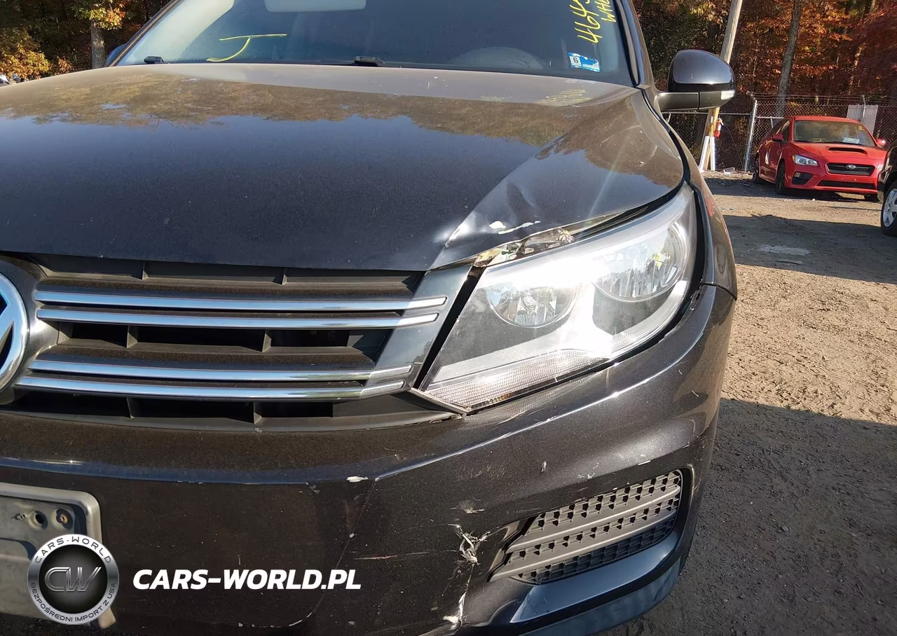 2016 Volkswagen Tiguan S VIN:WVGBV7AXXGW556107 - 6