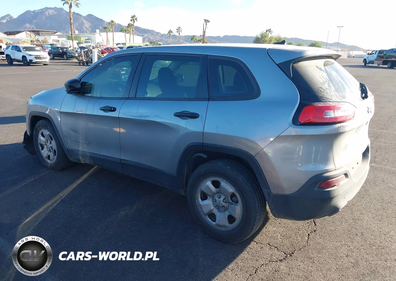 2015 Jeep Cherokee Sport VIN:1C4PJLAB1FW525474 - 3