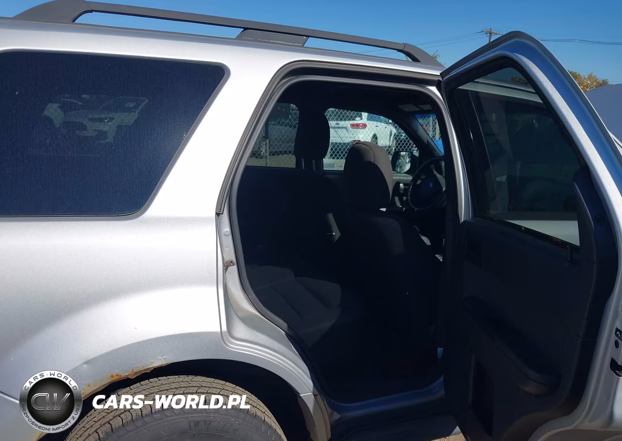 2011 Ford Escape Xlt VIN:1FMCU9D72BKB74331 - 8