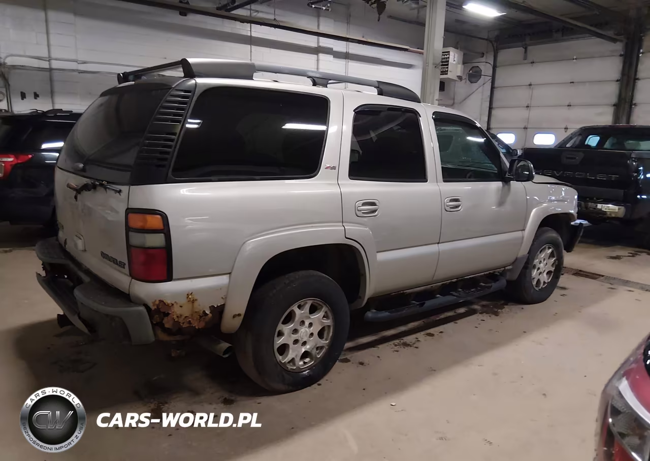 2005 Chevrolet Tahoe Z71 VIN:1GNEK13T75R272566 - 4