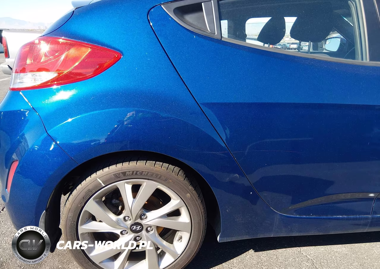 2016 Hyundai Veloster VIN:KMHTC6AD9GU287071 - 12