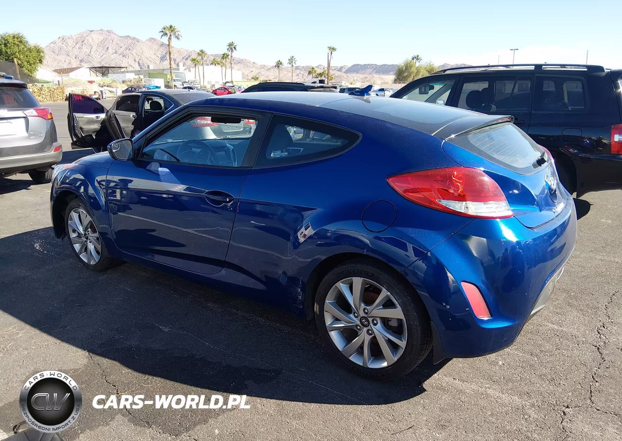 2016 Hyundai Veloster VIN:KMHTC6AD9GU287071 - 3