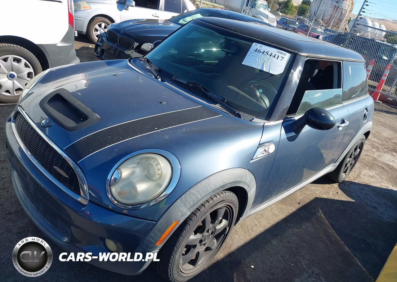 2010 Mini Cooper S VIN:WMWMF7C51ATX42016 - 2