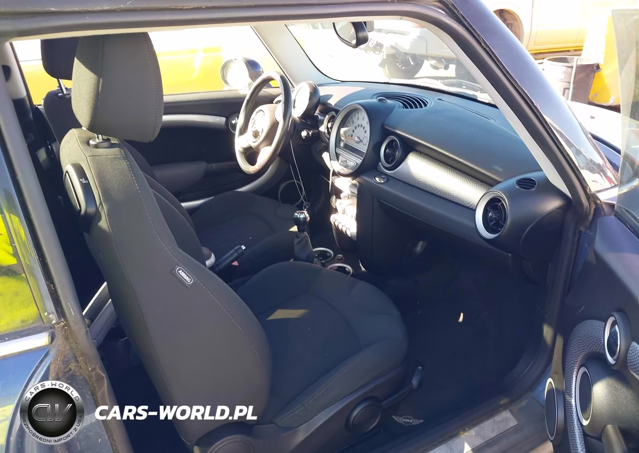2010 Mini Cooper S VIN:WMWMF7C51ATX42016 - 5