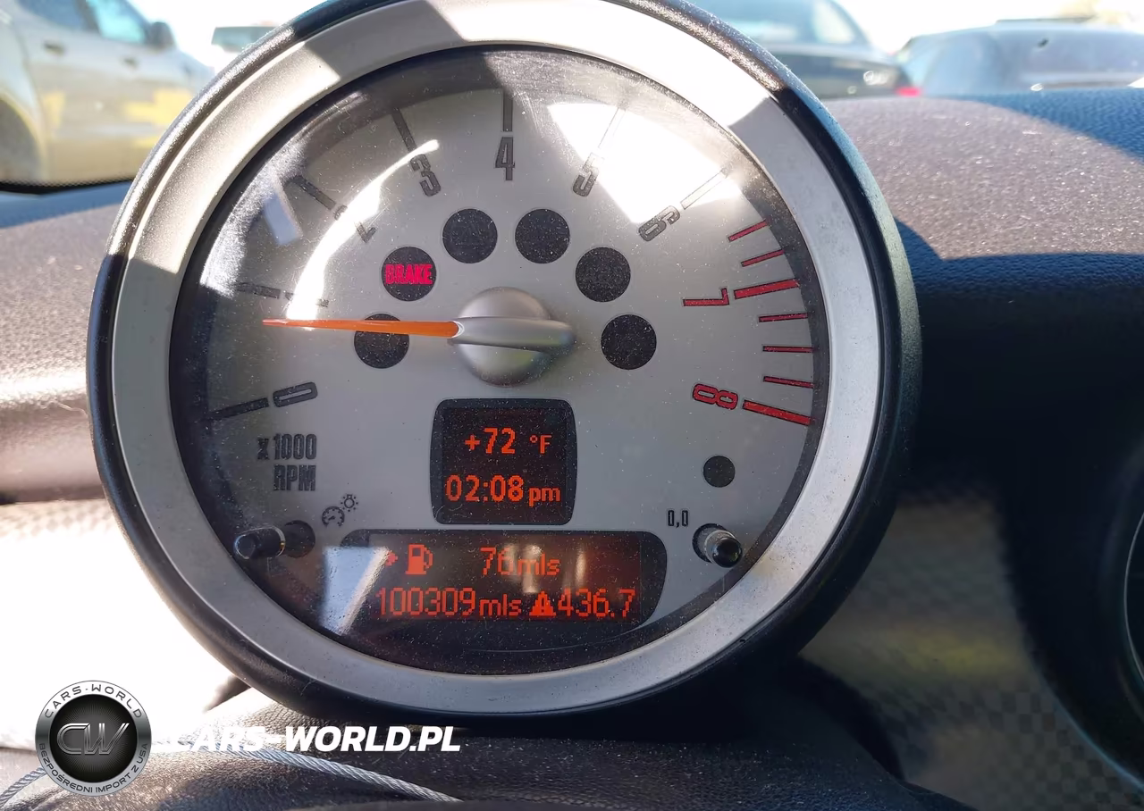 2010 Mini Cooper S VIN:WMWMF7C51ATX42016 - 7