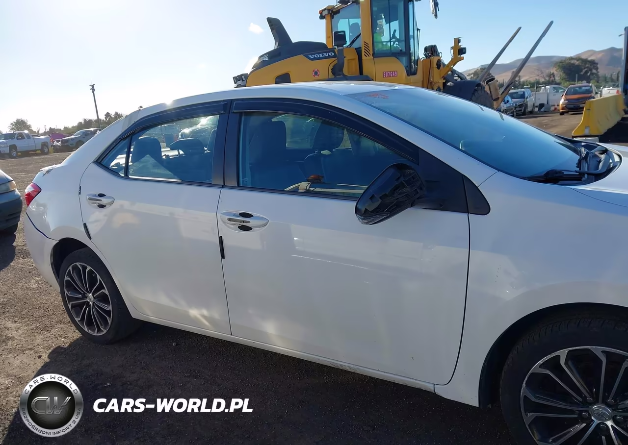 2016 Toyota Corolla S Plus VIN:5YFBURHE0GP548906 - 13
