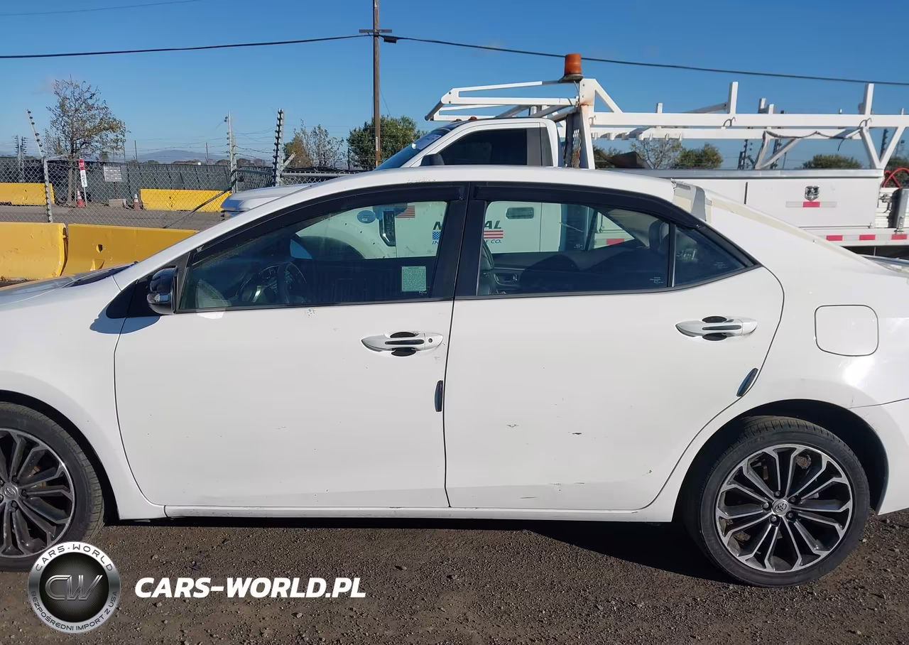 2016 Toyota Corolla S Plus VIN:5YFBURHE0GP548906 - 14