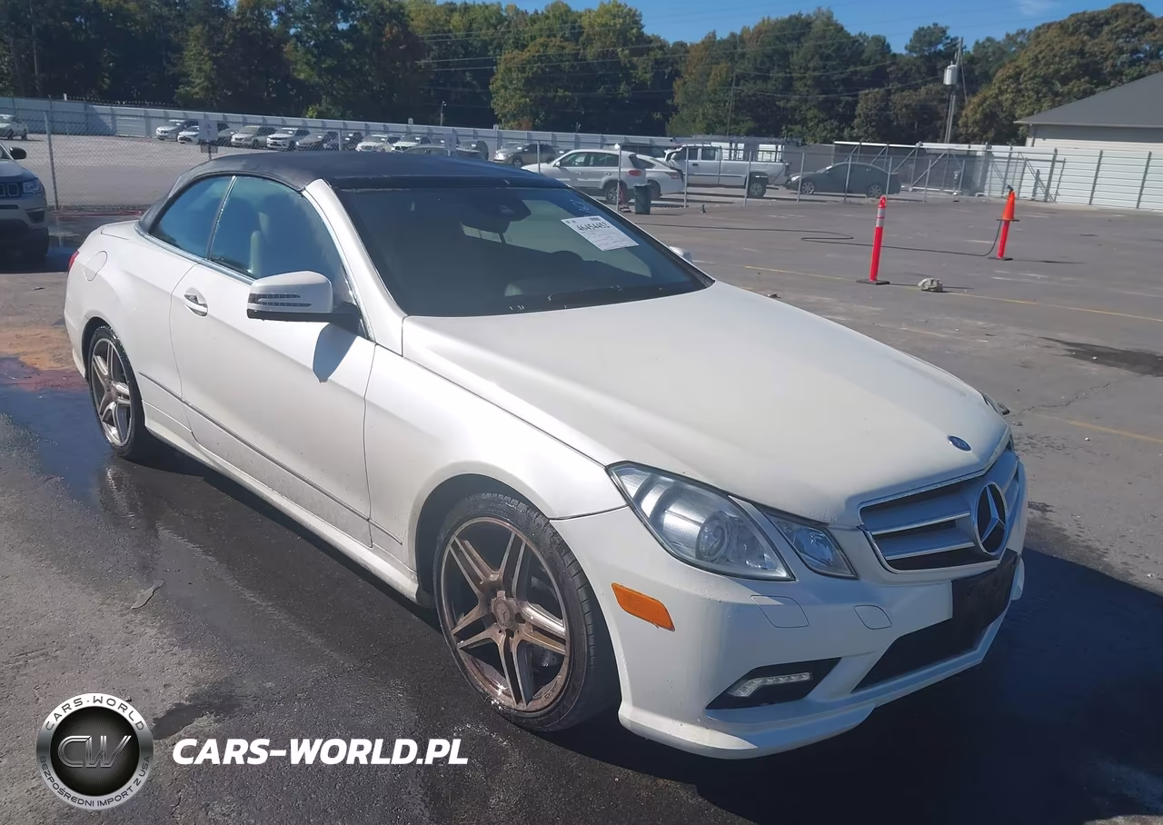 2011 Mercedes-Benz E 550 VIN:WDDKK7CF1BF082161 - 1