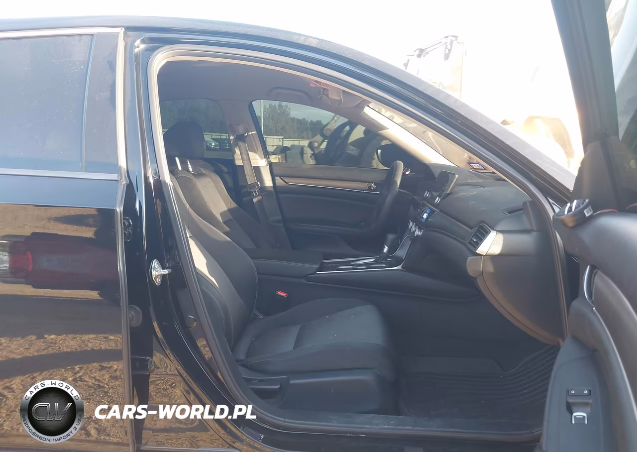 2018 Honda Accord Lx VIN:1HGCV1F18JA081802 - 4
