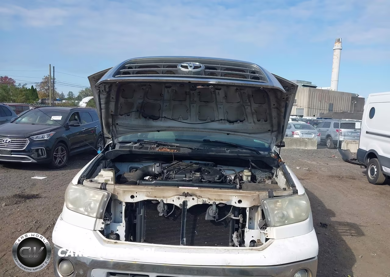 2008 Toyota Tundra Base V6 VIN:5TFRU54128X007711 - 10