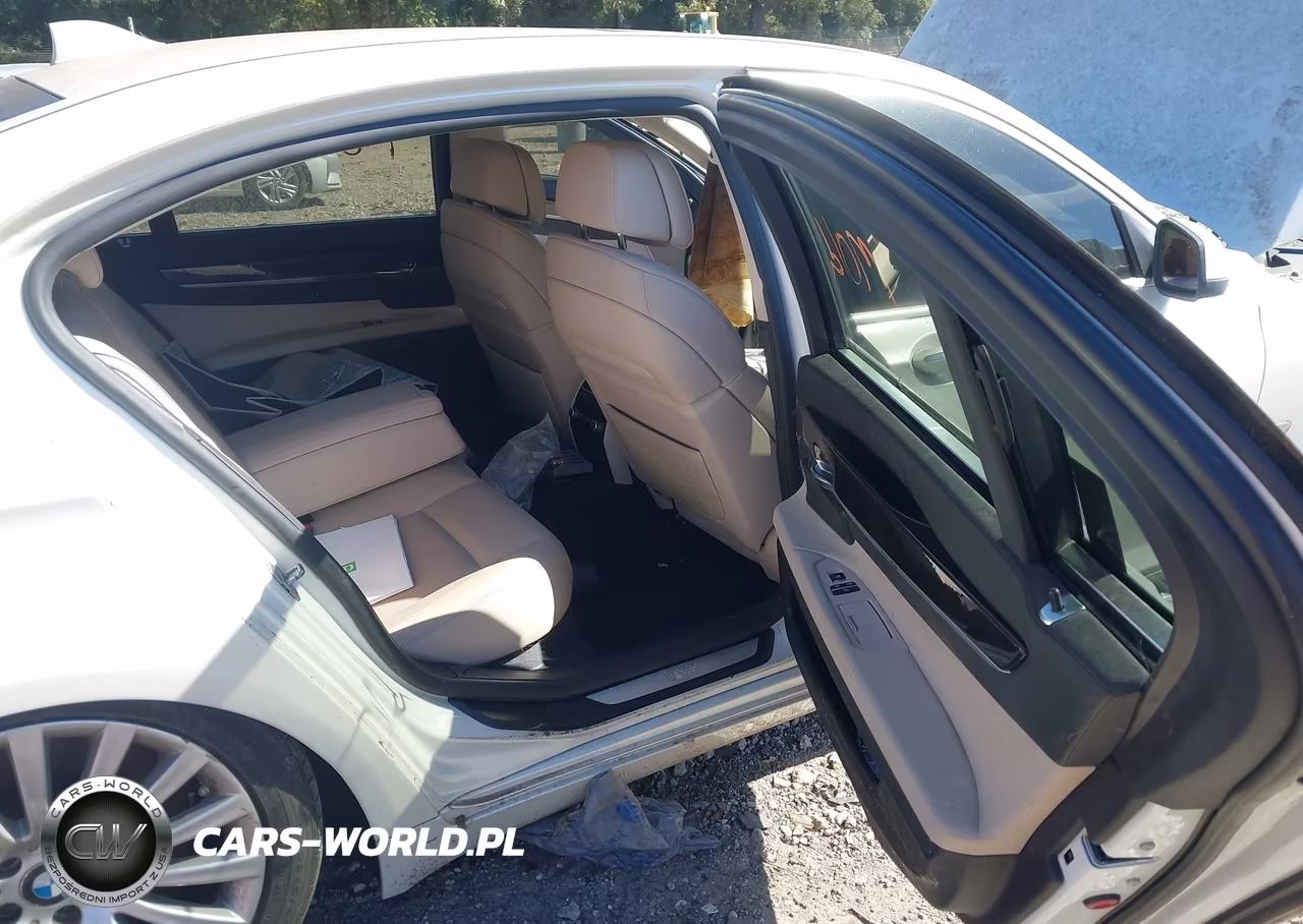 2012 BMW 750Li VIN:WBAKB8C51CC963529 - 8