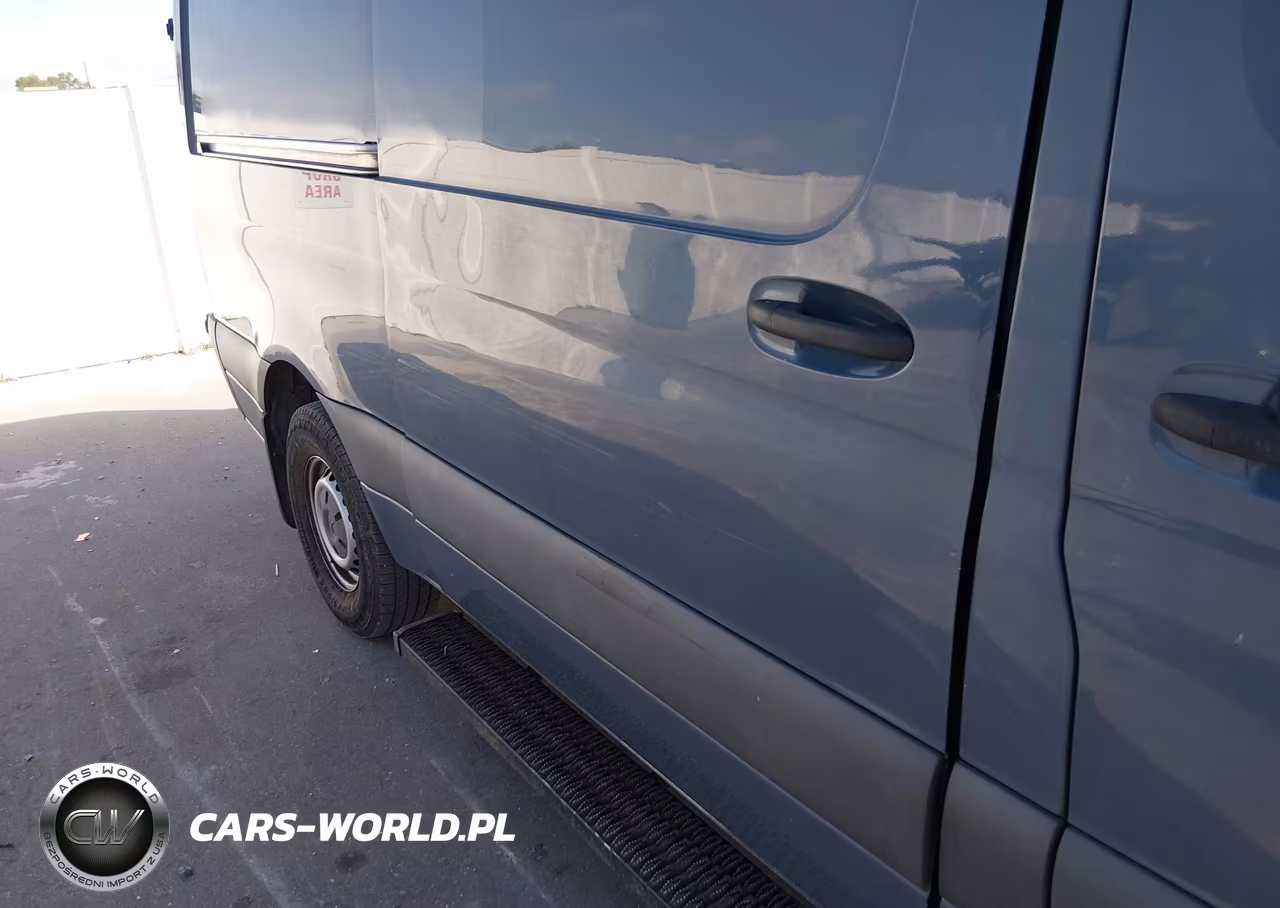 2019 Mercedes-Benz Sprinter 2500 Standard Roof V6 VIN:WD4PF0CD2KP033531 - 19