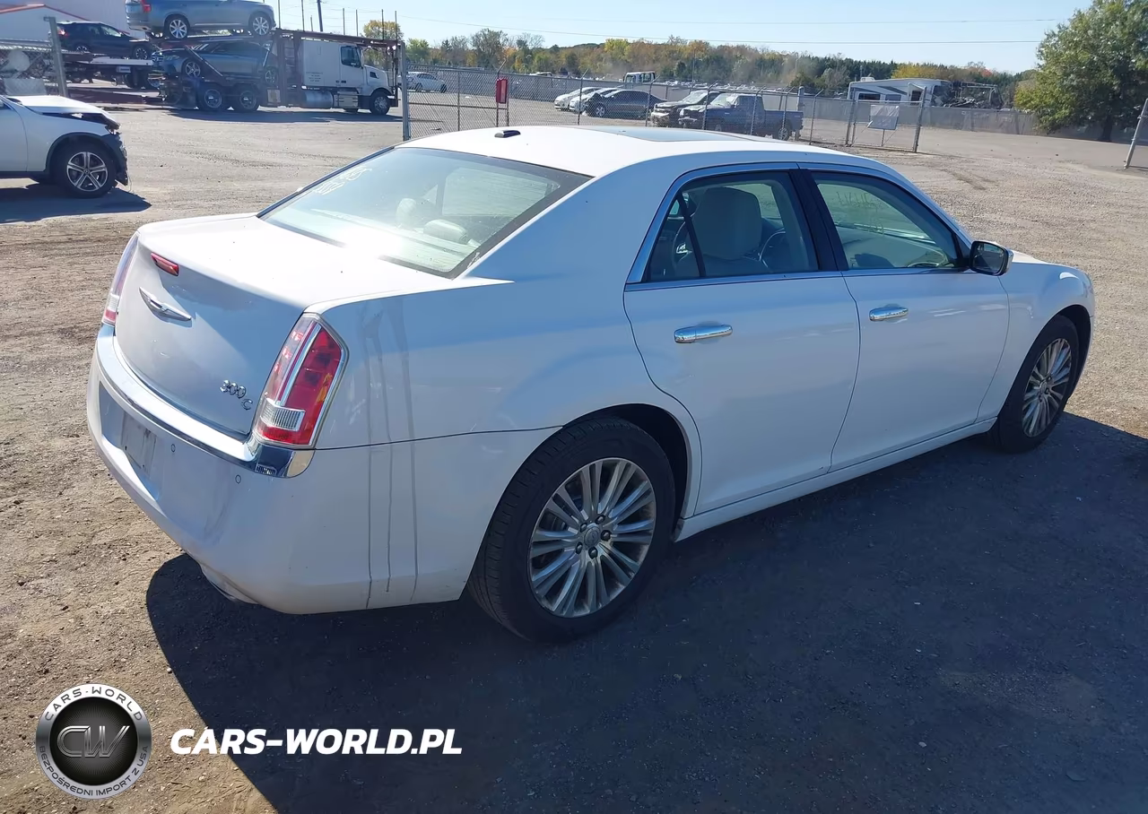 2011 Chrysler 300C Awd VIN:2C3CK6CT9BH612264 - 4