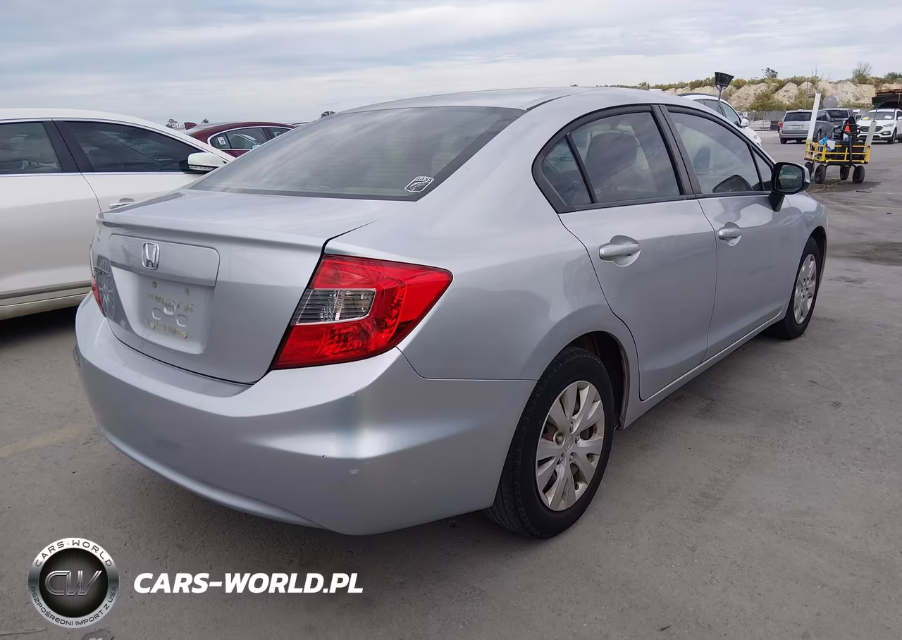 2012 Honda Civic Lx VIN:2HGFB2E56CH513713 - 4