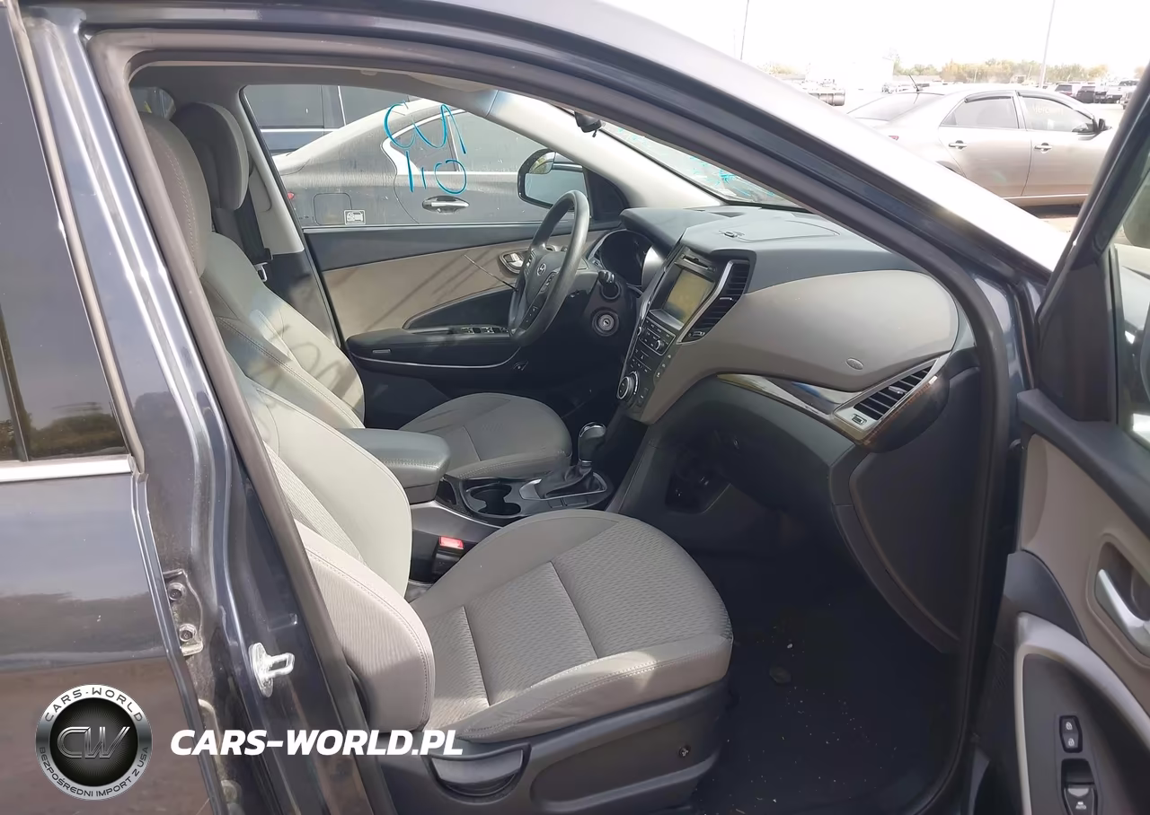 2017 Hyundai Santa Fe Se VIN:KM8SM4HF1HU181154 - 5
