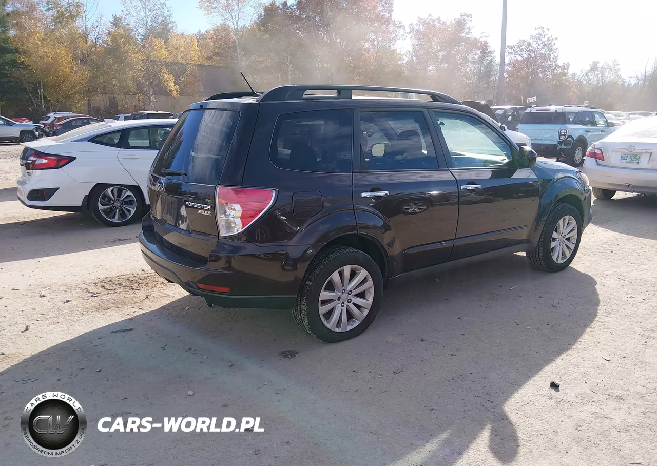 2013 Subaru Forester 2.5X Limited VIN:JF2SHAEC5DH405712 - 4