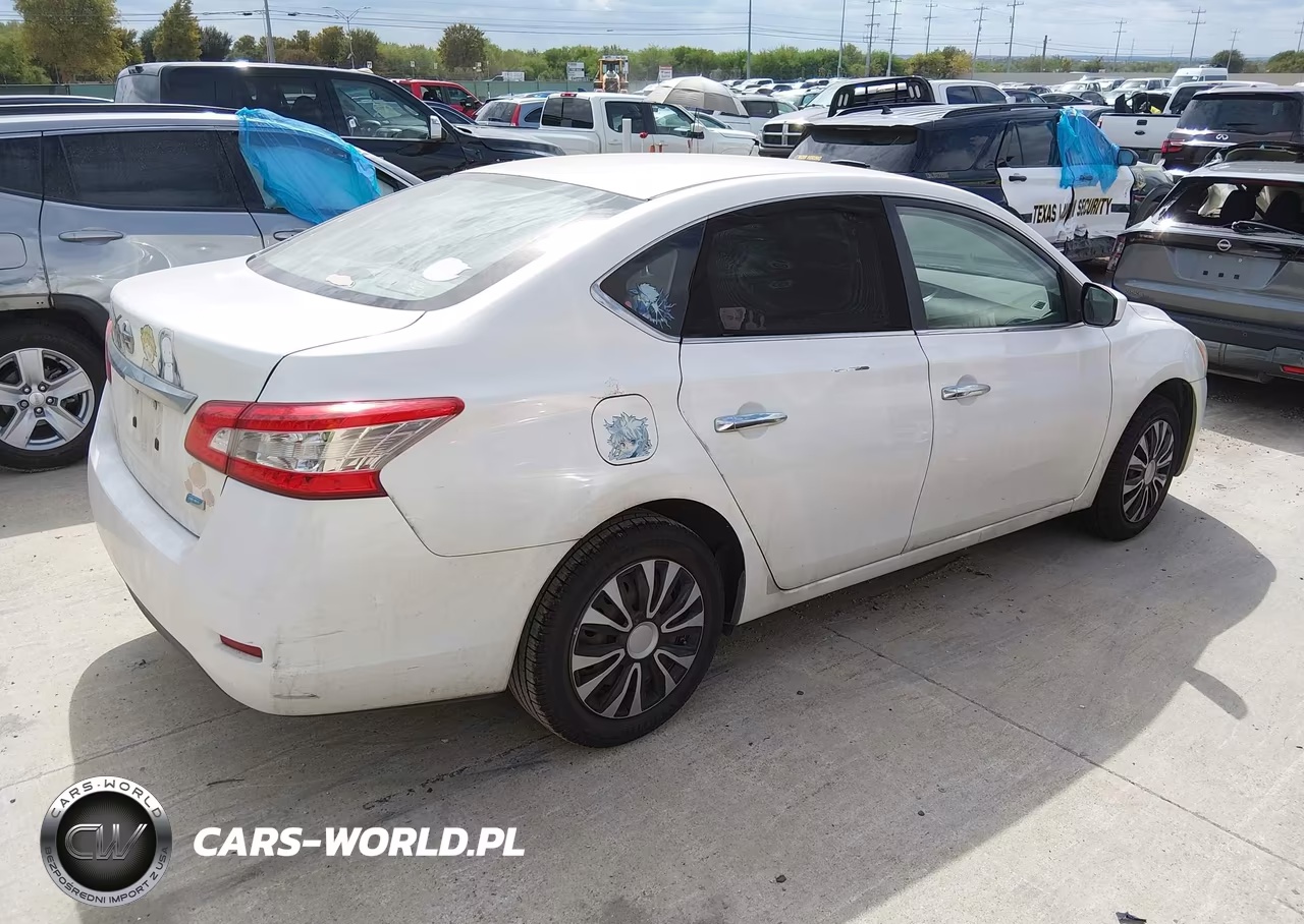 2014 Nissan Sentra S VIN:3N1AB7AP7EL681323 - 4