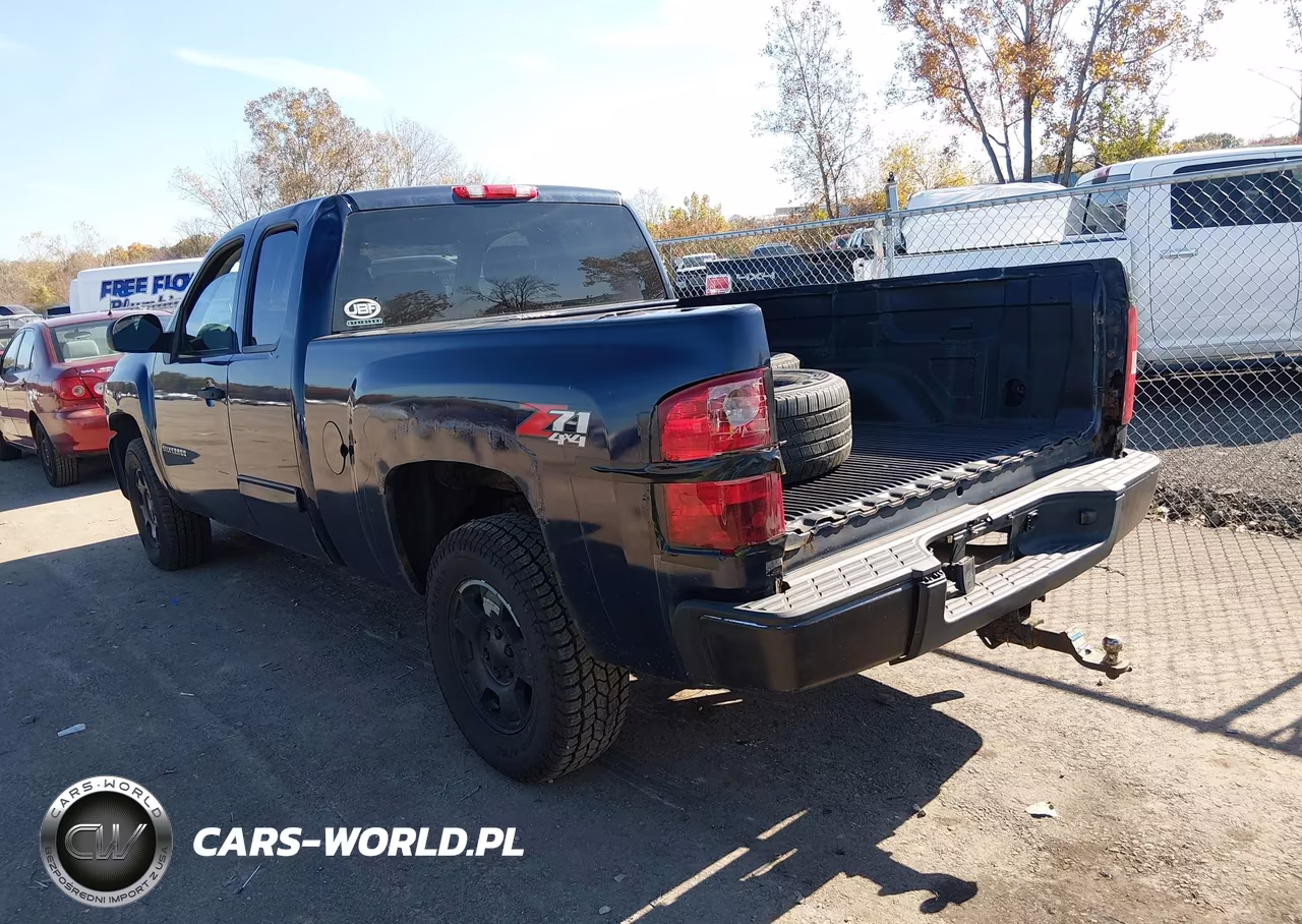 2010 Chevrolet Silverado 1500 Lt VIN:1GCSKSE37AZ168510 - 3